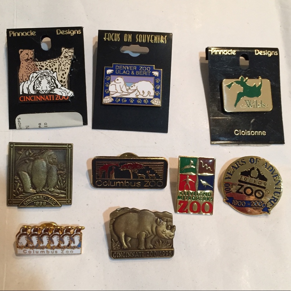 🌵BOGO🌵Lot of Ohio Zoo enamel & metal animal pins